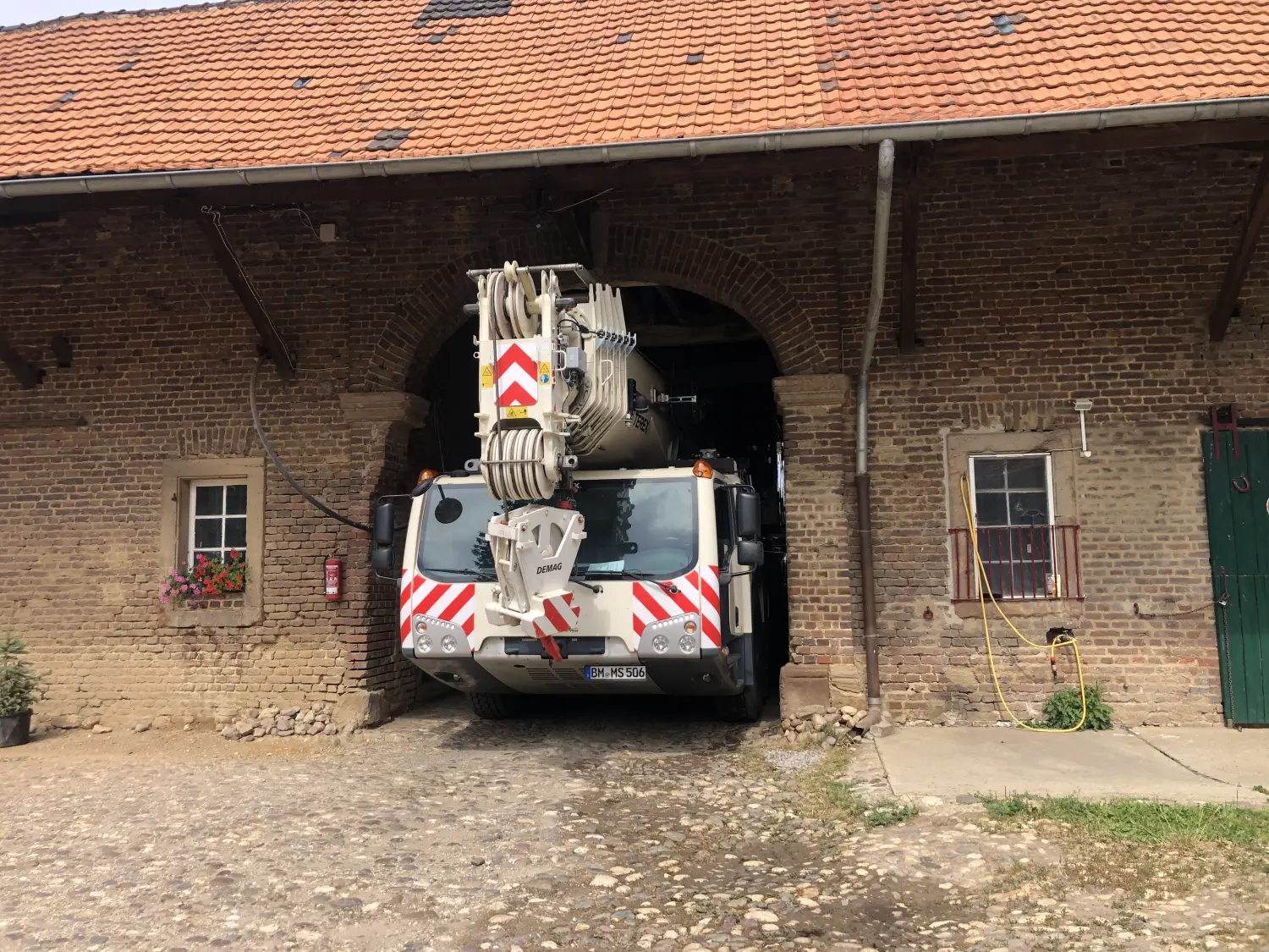 LKW-Ladekranarbeiten von Niessen Kran-Service